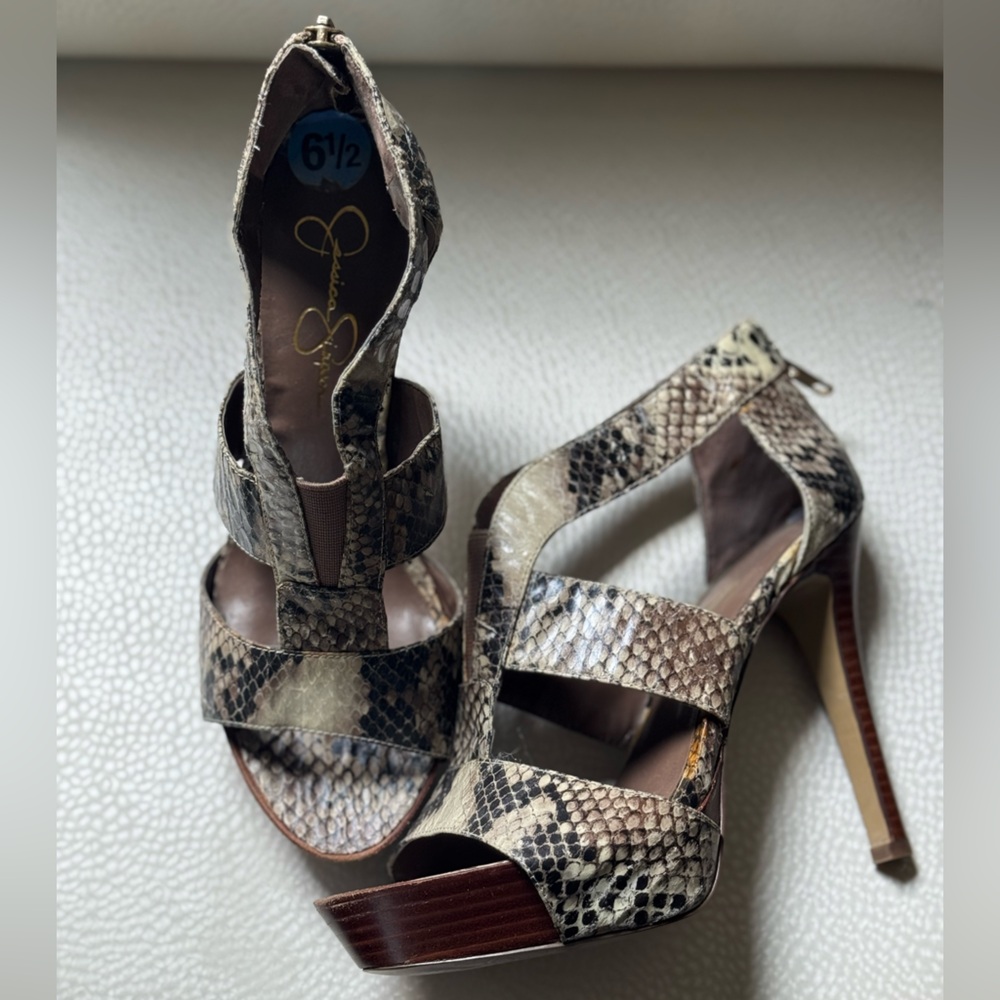 Jessica Simpson Cream and Brown Stiletto Heels